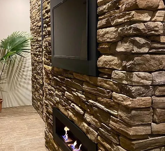 Villa Ta Lucija - Luxurious 6 Bedroom/en - Pool / Ac Santa Luċija